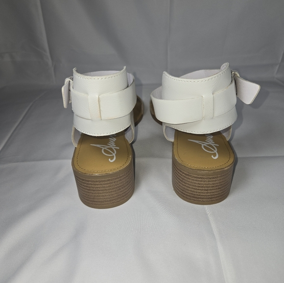 American Rag - Picture 3 of 6